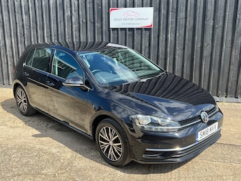 Used Volkswagen Golf 2018 for sale - 79491392: Photo