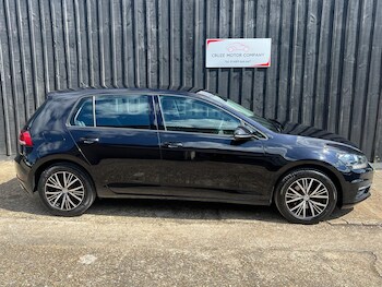 Used Volkswagen Golf 2018 for sale - 79491392: Photo