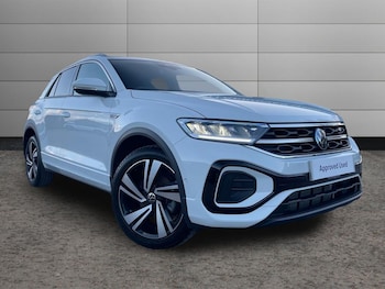 Used Volkswagen T-Roc 2023 for sale - 77728859: Photo