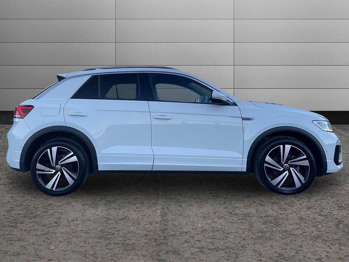 Used Volkswagen T-Roc 2023 for sale - 77728859: Photo 4