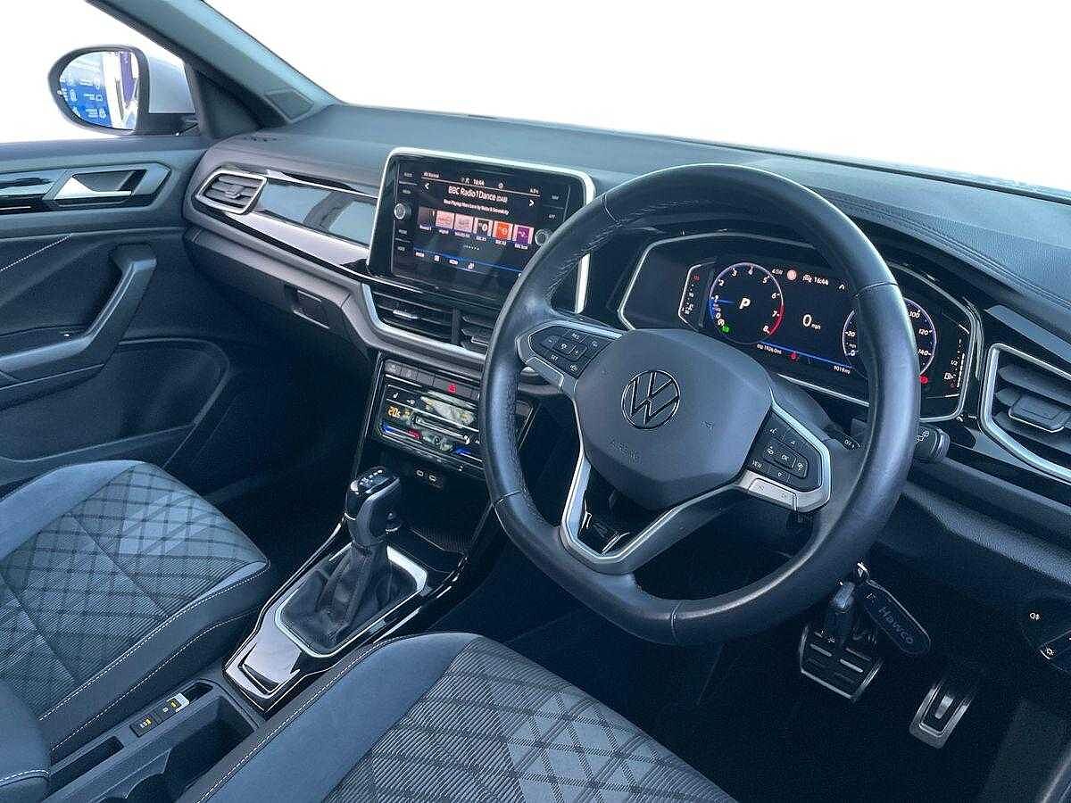 Used Volkswagen T-Roc 2023 for sale - 77728859: Photo 6