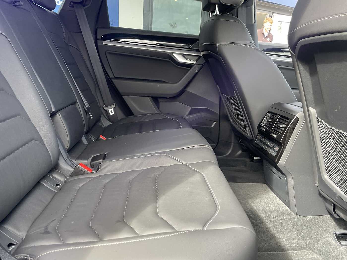 Used Volkswagen Touareg 2025 for sale - 76679919: Photo 10