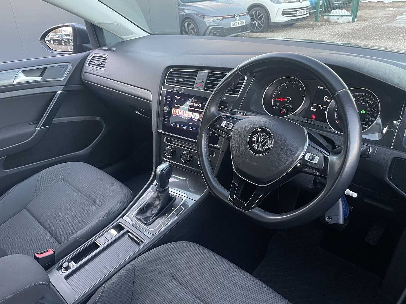 Used Volkswagen Golf 2018 for sale - 77294837: Photo 6