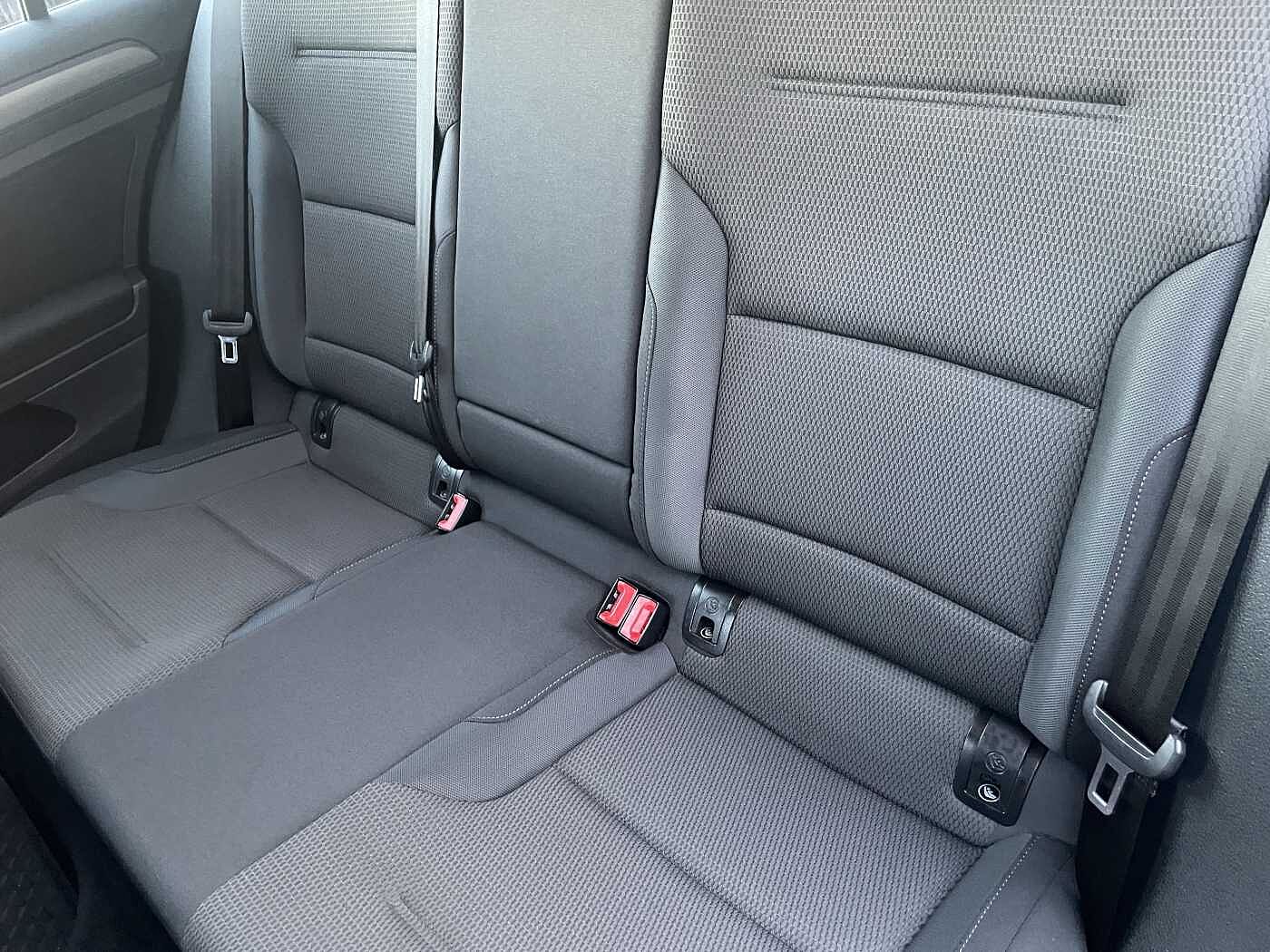 Used Volkswagen Golf 2018 for sale - 77294837: Photo 8