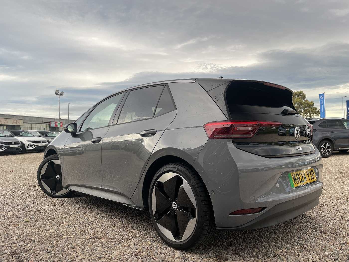 Used Volkswagen ID.3 2024 for sale - 76676805: Photo 3