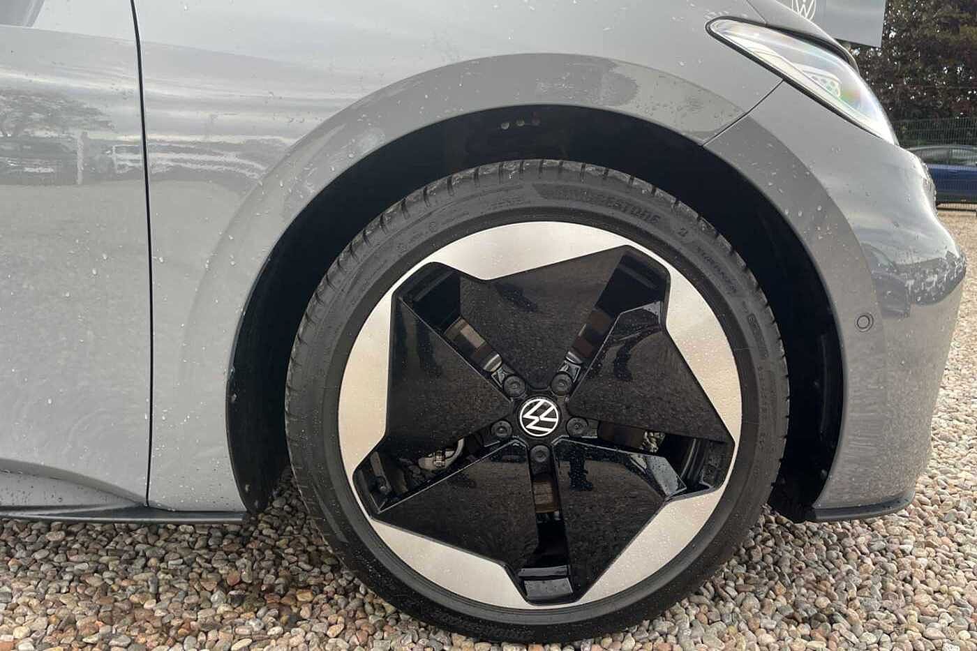 Used Volkswagen ID.3 2024 for sale - 76676805: Photo 5