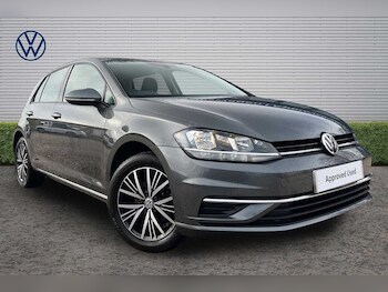 Used Volkswagen Golf 2018 for sale - 77812709: Photo