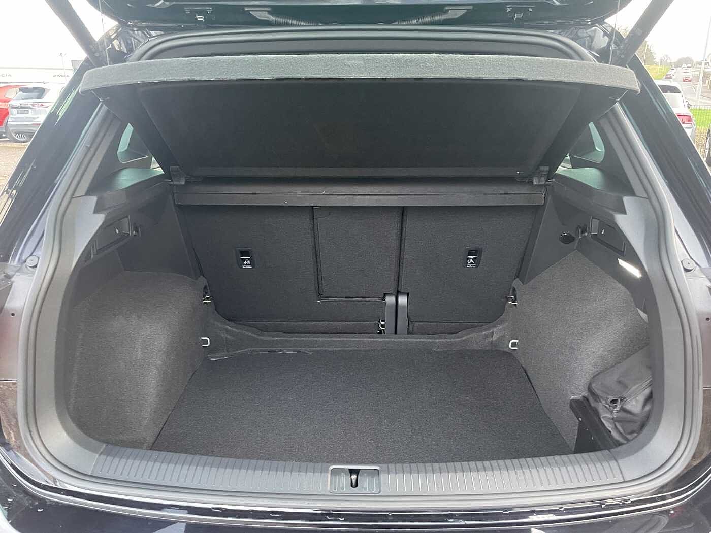 Used Volkswagen Tiguan 2023 for sale - 77051621: Photo 9