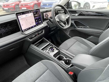 Used Volkswagen Tiguan 2024 for sale - 77068845: Photo