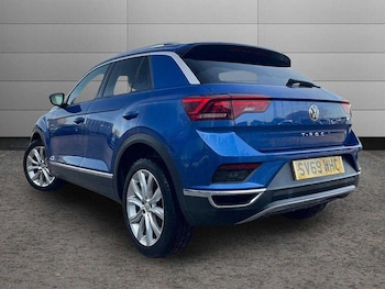 Used Volkswagen T-Roc 2019 for sale - 78247421: Photo