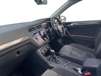 Used Volkswagen Tiguan Allspace 2019 for sale - 78392512: Photo