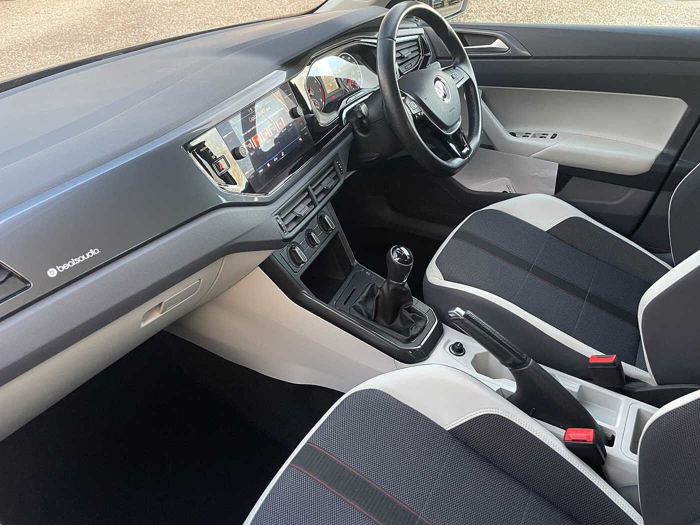 Used Volkswagen Polo 2021 for sale - 76681344: Photo 2