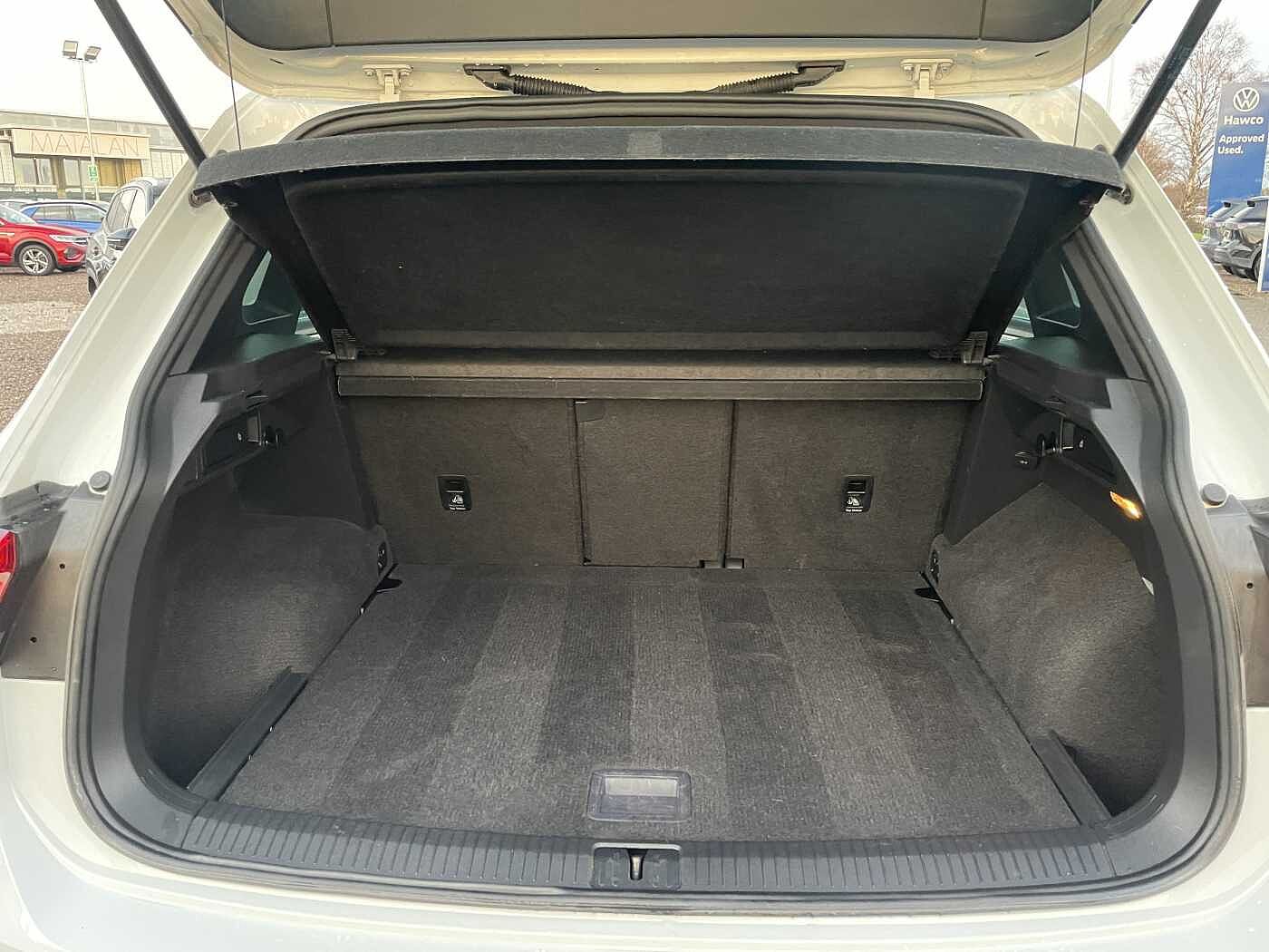 Used Volkswagen Tiguan 2017 for sale - 76968211: Photo 9