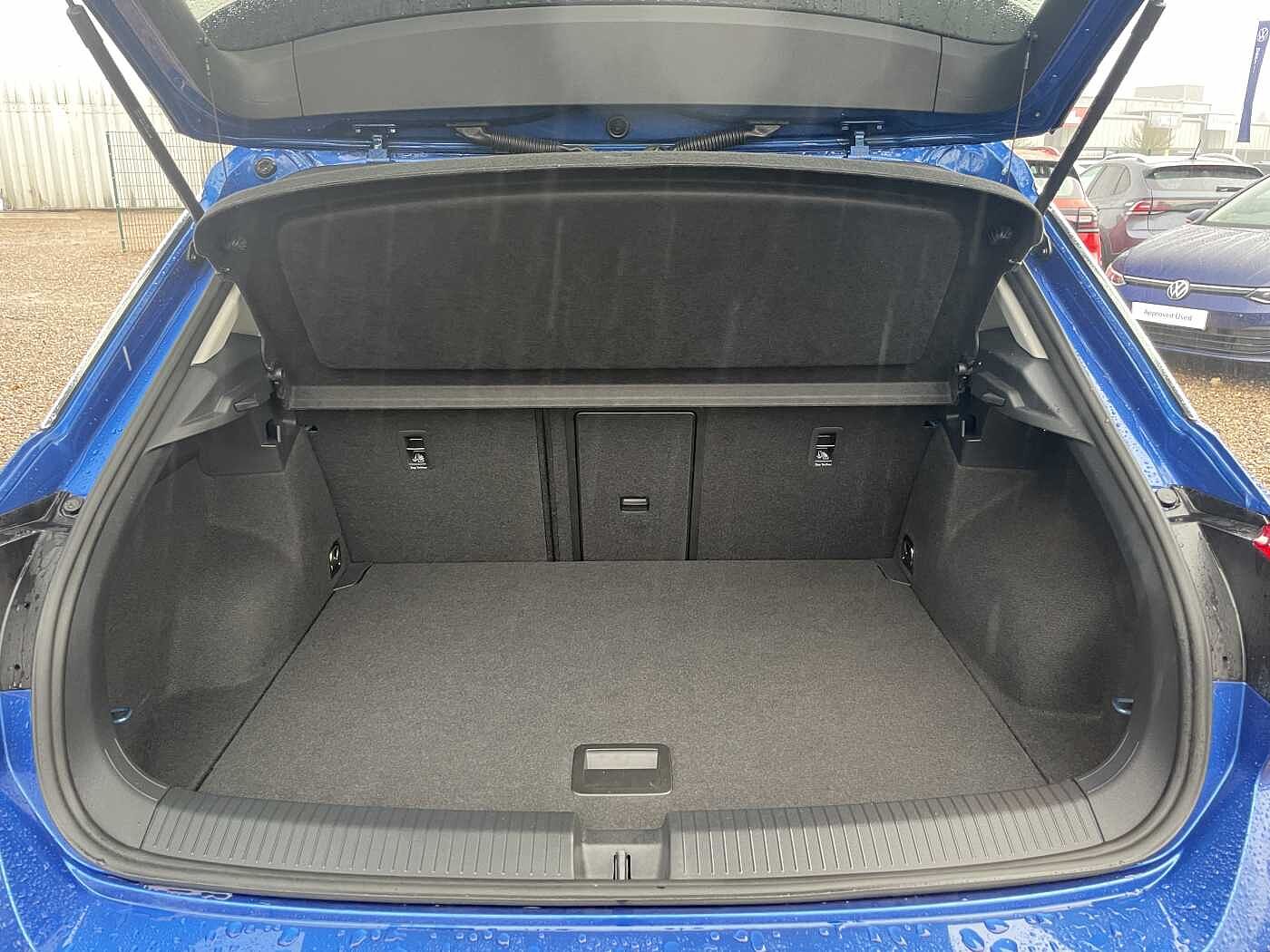 Used Volkswagen T-Roc 2022 for sale - 76673914: Photo 9