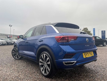 Used Volkswagen T-Roc 2022 for sale - 76673987: Photo