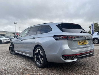 Used Volkswagen Passat 2025 for sale - 76678743: Photo