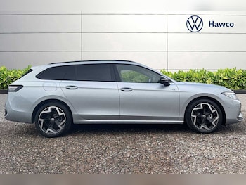 Used Volkswagen Passat 2025 for sale - 76678743: Photo