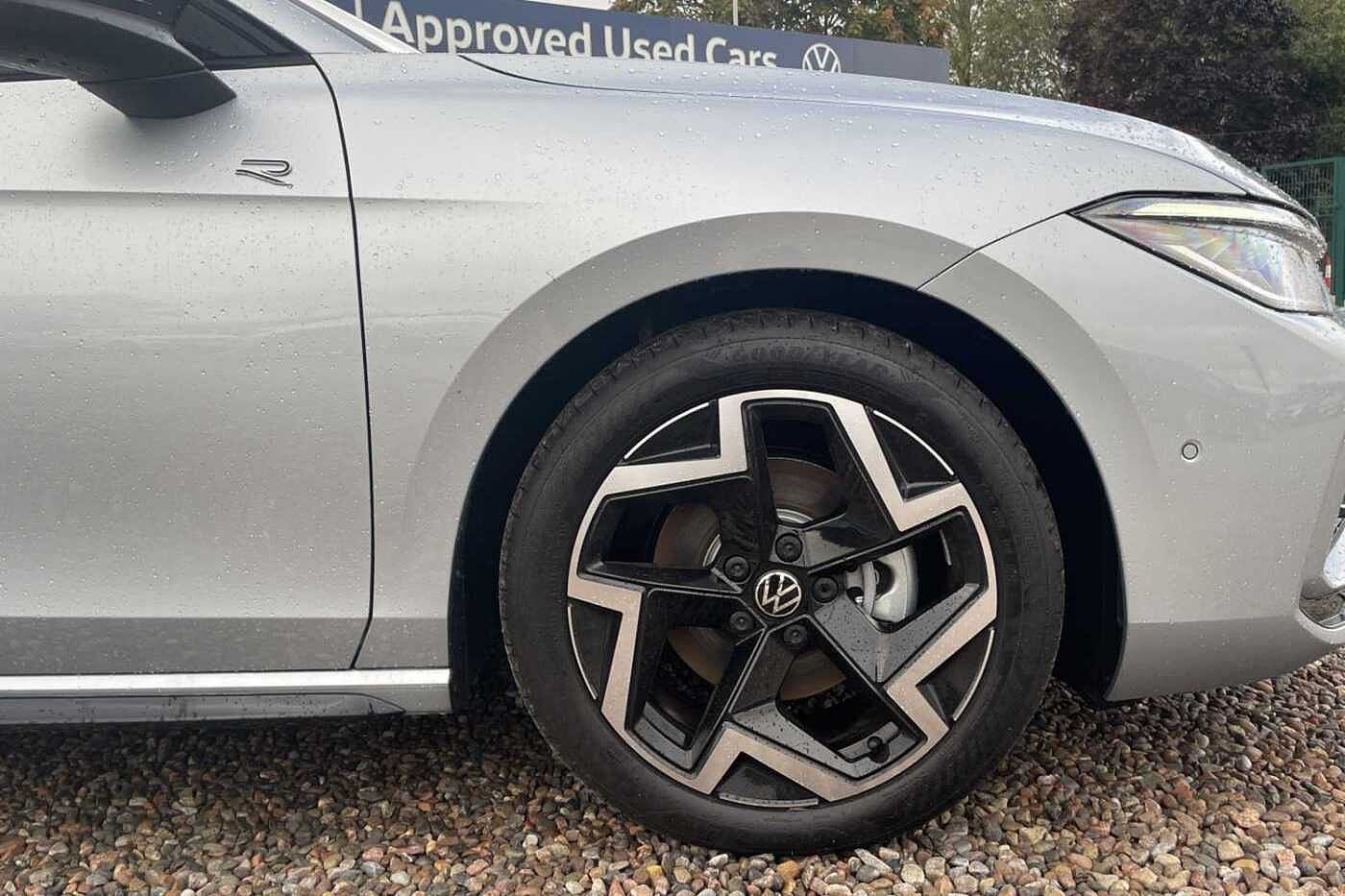 Used Volkswagen Passat 2025 for sale - 76678743: Photo 5