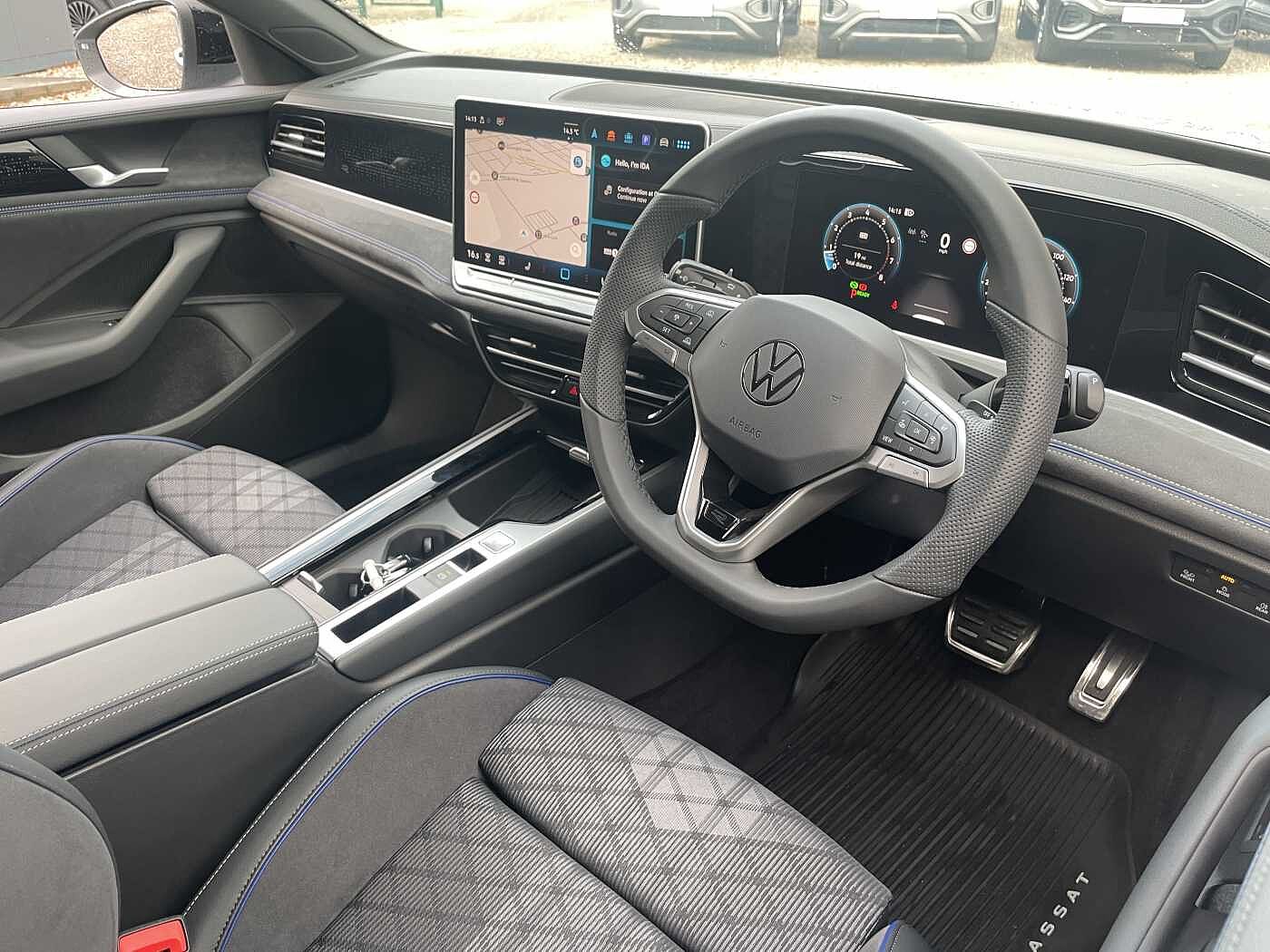 Used Volkswagen Passat 2025 for sale - 76678743: Photo 6