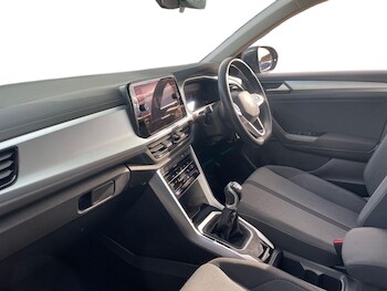 Used Volkswagen T-Roc 2022 for sale - 77812681: Photo