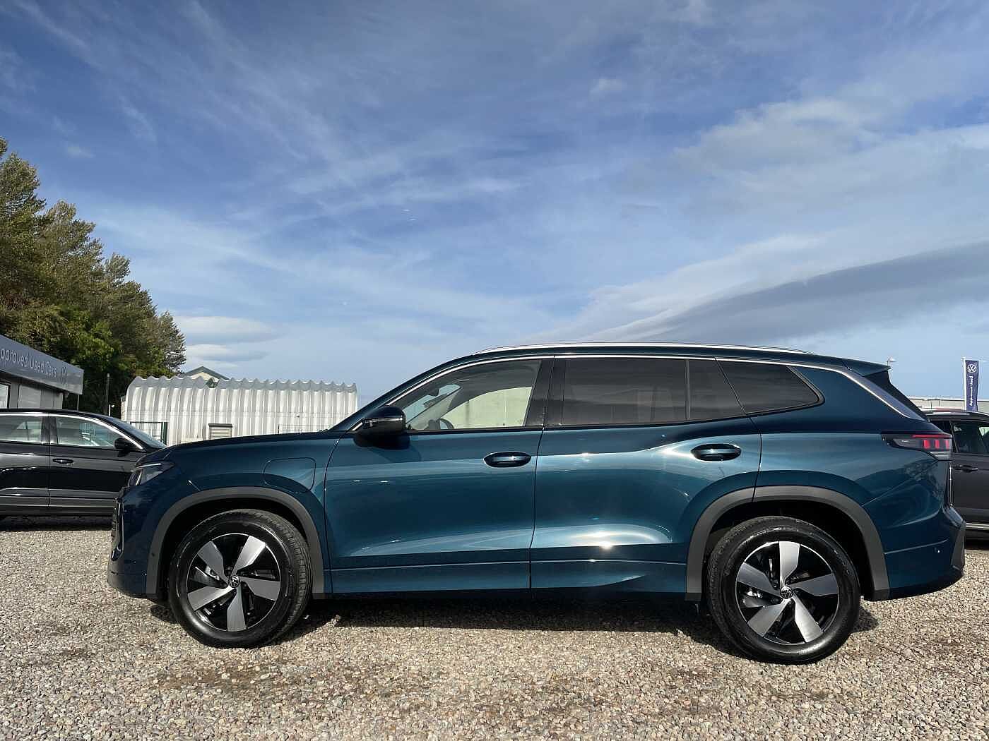 Used Volkswagen Touran 2025 for sale - 78139725: Photo 4