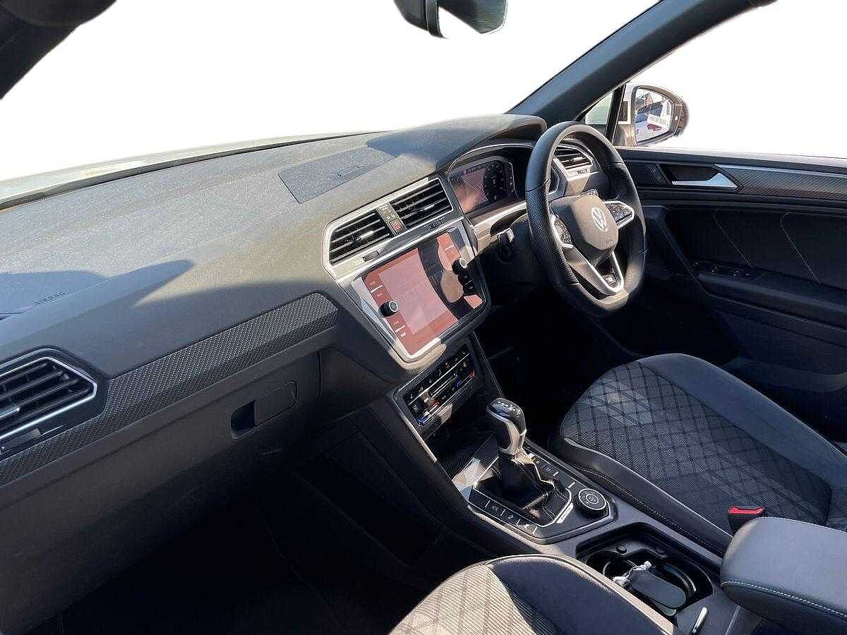 Used Volkswagen Tiguan 2023 for sale - 78005178: Photo 2