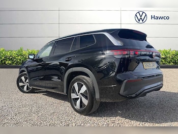 Used Volkswagen Touran 2025 for sale - 76680676: Photo