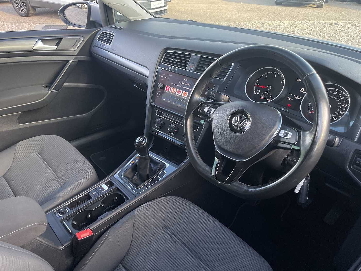 Used Volkswagen Golf 2017 for sale - 76436456: Photo 6