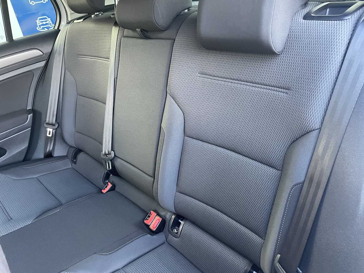 Used Volkswagen Golf 2017 for sale - 76436456: Photo 8