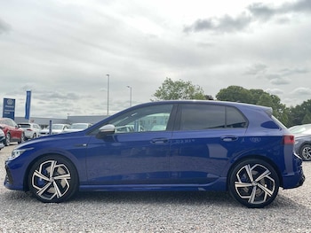 Used Volkswagen Golf 2021 for sale - 76681352: Photo