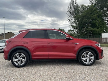 Used Volkswagen T-Roc 2022 for sale - 76675389: Photo