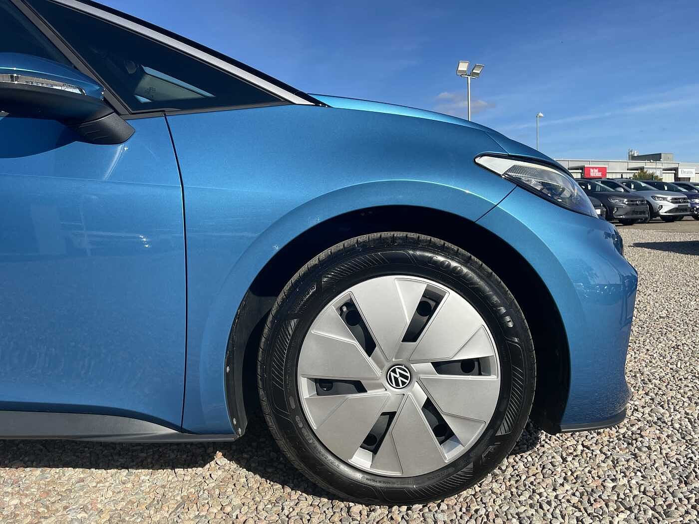 Used Volkswagen ID.3 2025 for sale - 76678263: Photo 5