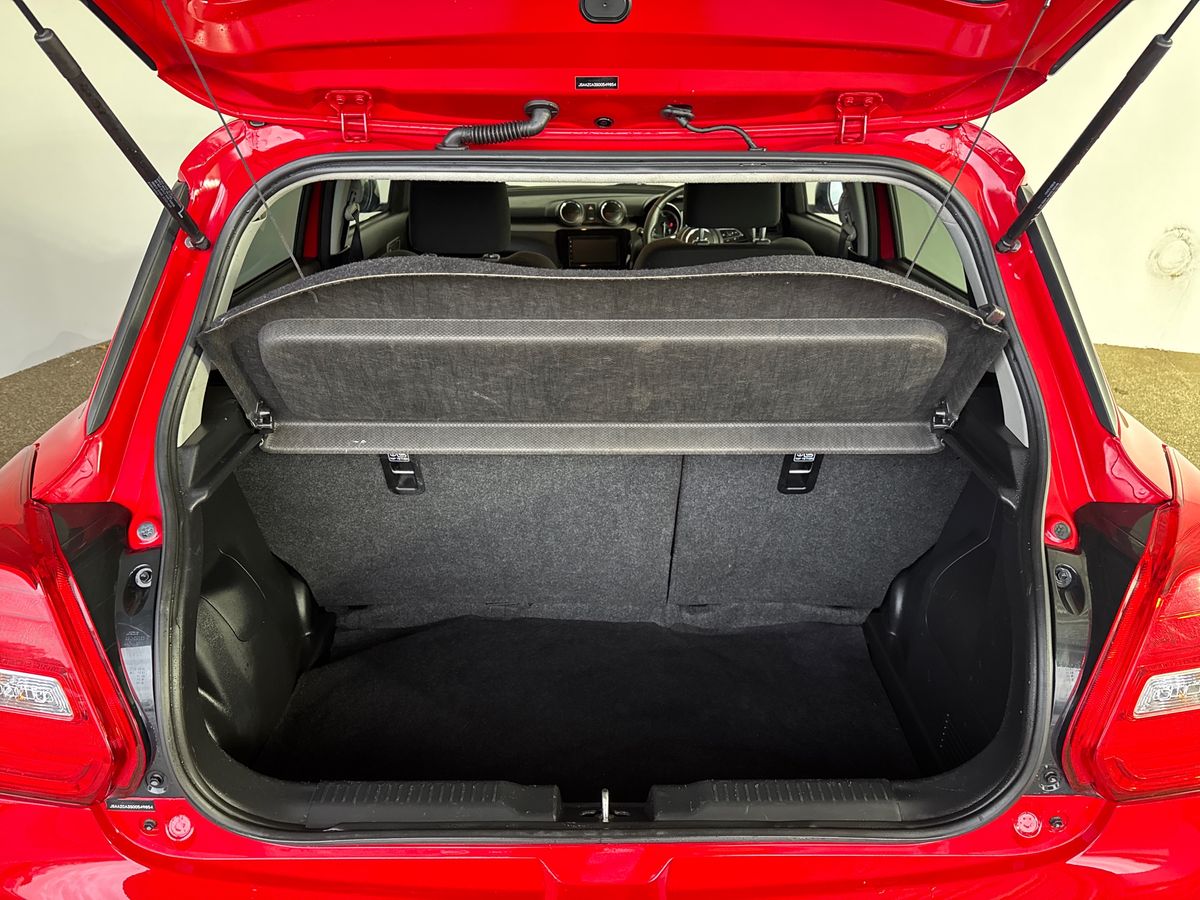 Used Suzuki Swift 2022 for sale - 76575045: Photo 17