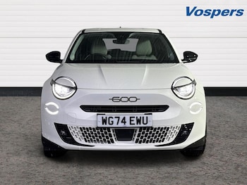 Used Fiat 600 2024 for sale - 76533854: Photo