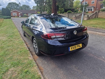 Used Vauxhall Insignia 2018 for sale - 75604137: Photo