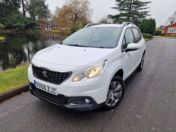 Used Peugeot 2008 2016 for sale - 79836839: Photo