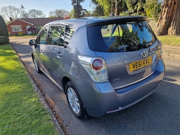 Used Toyota Verso 2011 for sale - 78414876: Photo