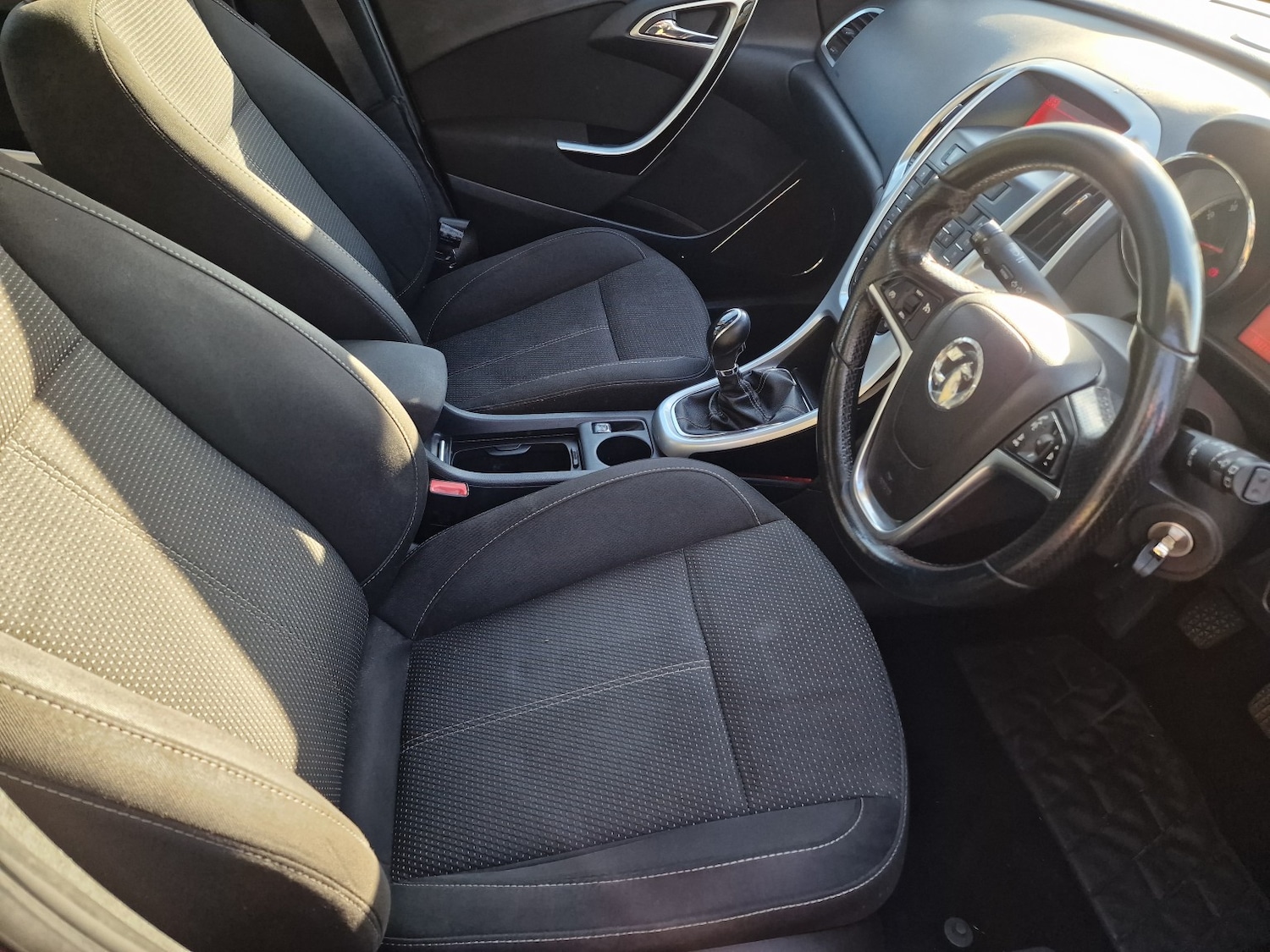 Used Vauxhall Astra 2012 for sale - 77729553: Photo 7