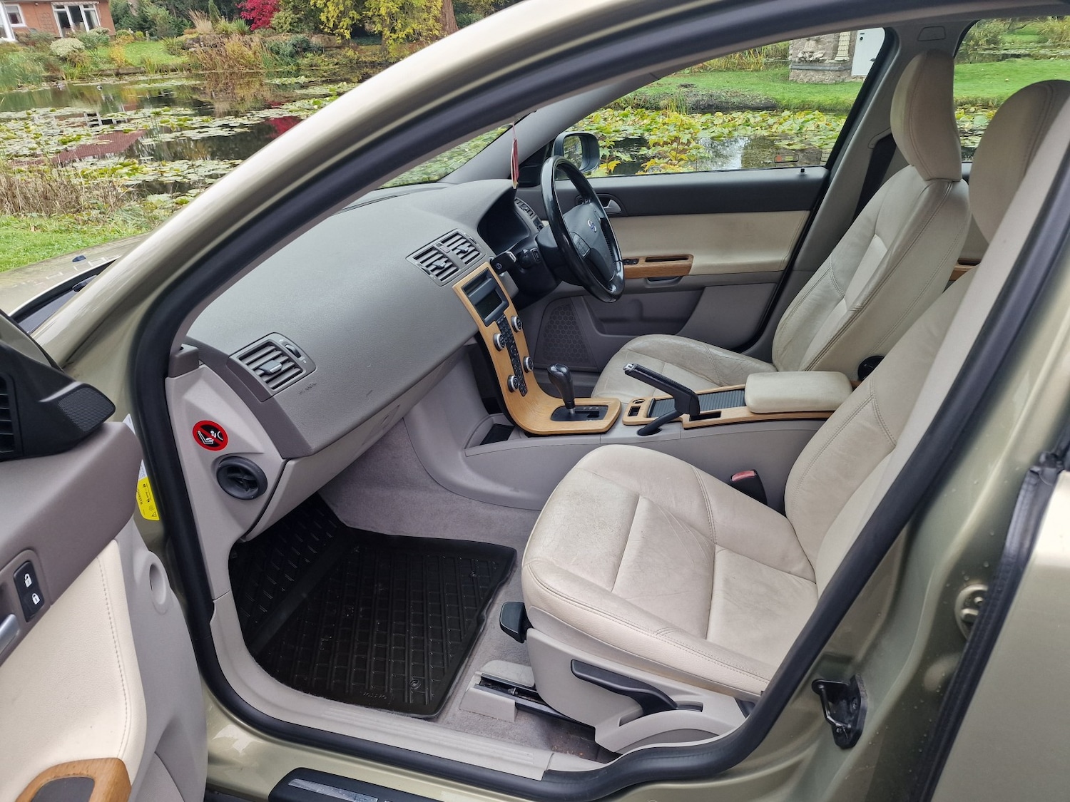 Used Volvo V50 2008 for sale - 76436372: Photo 23