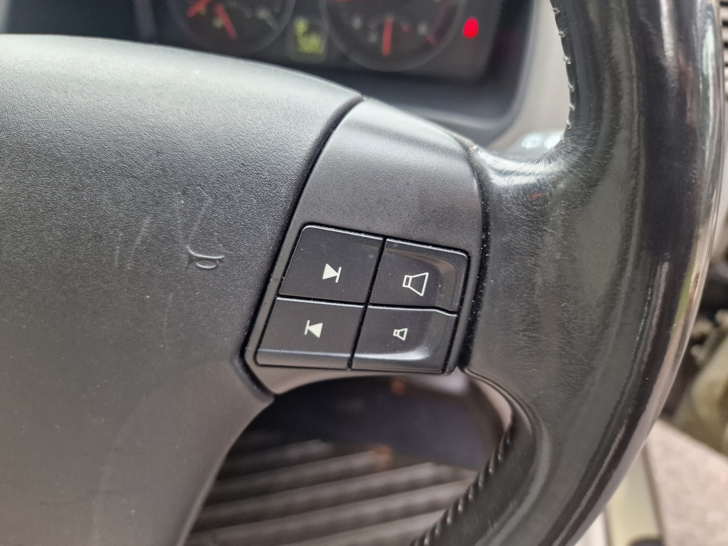 Used Volvo V50 2008 for sale - 76436372: Photo 31