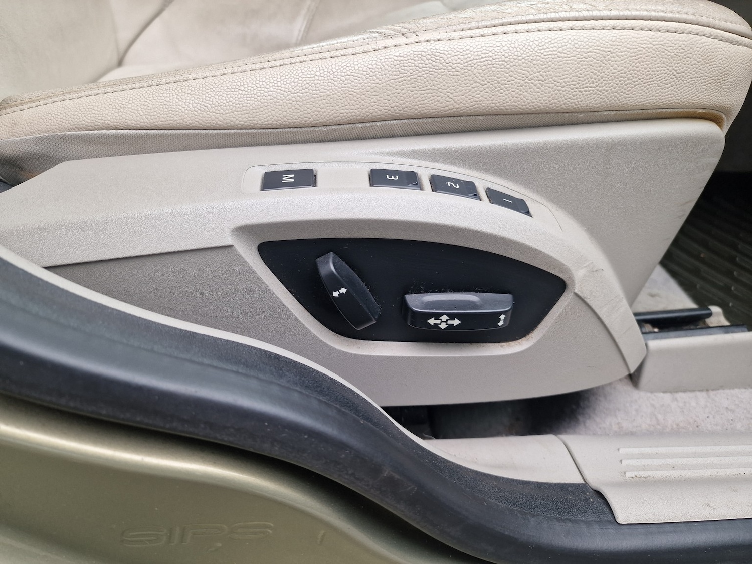 Used Volvo V50 2008 for sale - 76436372: Photo 33