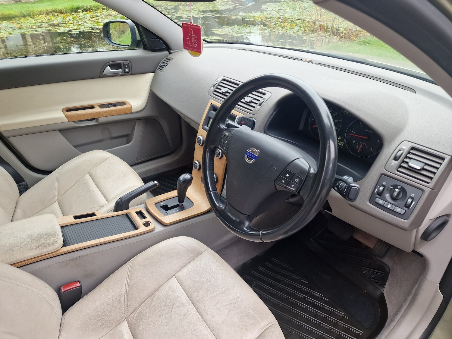 Used Volvo V50 2008 for sale - 76436372: Photo 37