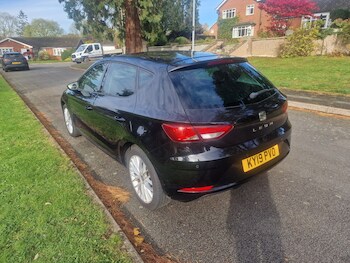 Used SEAT Leon 2019 for sale - 76402184: Photo