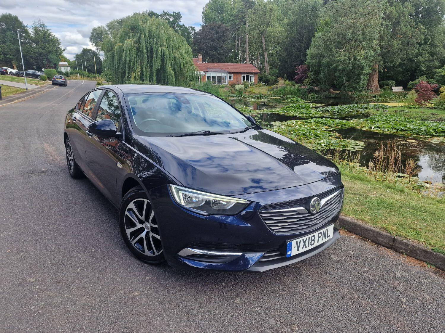 Used Vauxhall Insignia 2018 for sale - 76793448: Photo 2