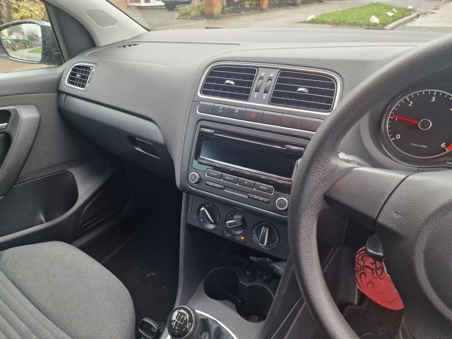 Used Volkswagen Polo 2013 for sale - 77282719: Photo 9