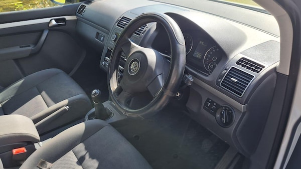Used Volkswagen Touran 2012 for sale - 75053608: Photo 23