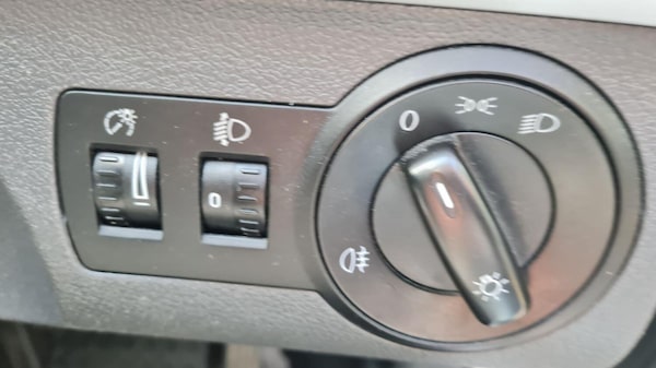 Used Volkswagen Touran 2012 for sale - 75053608: Photo 26