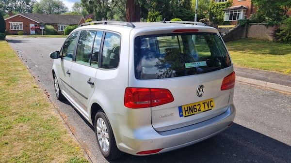 Used Volkswagen Touran 2012 for sale - 75053608: Photo 4