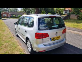 Used Volkswagen Touran 2012 for sale - 75053608: Photo