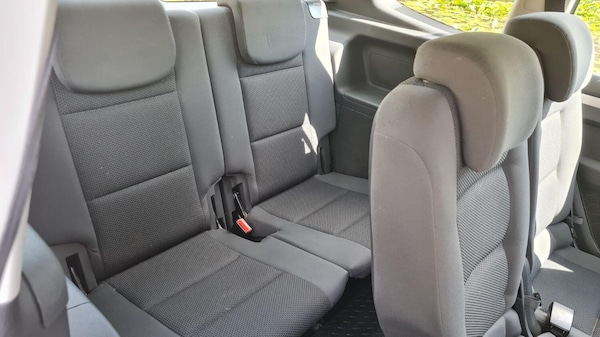 Used Volkswagen Touran 2012 for sale - 75053608: Photo 8